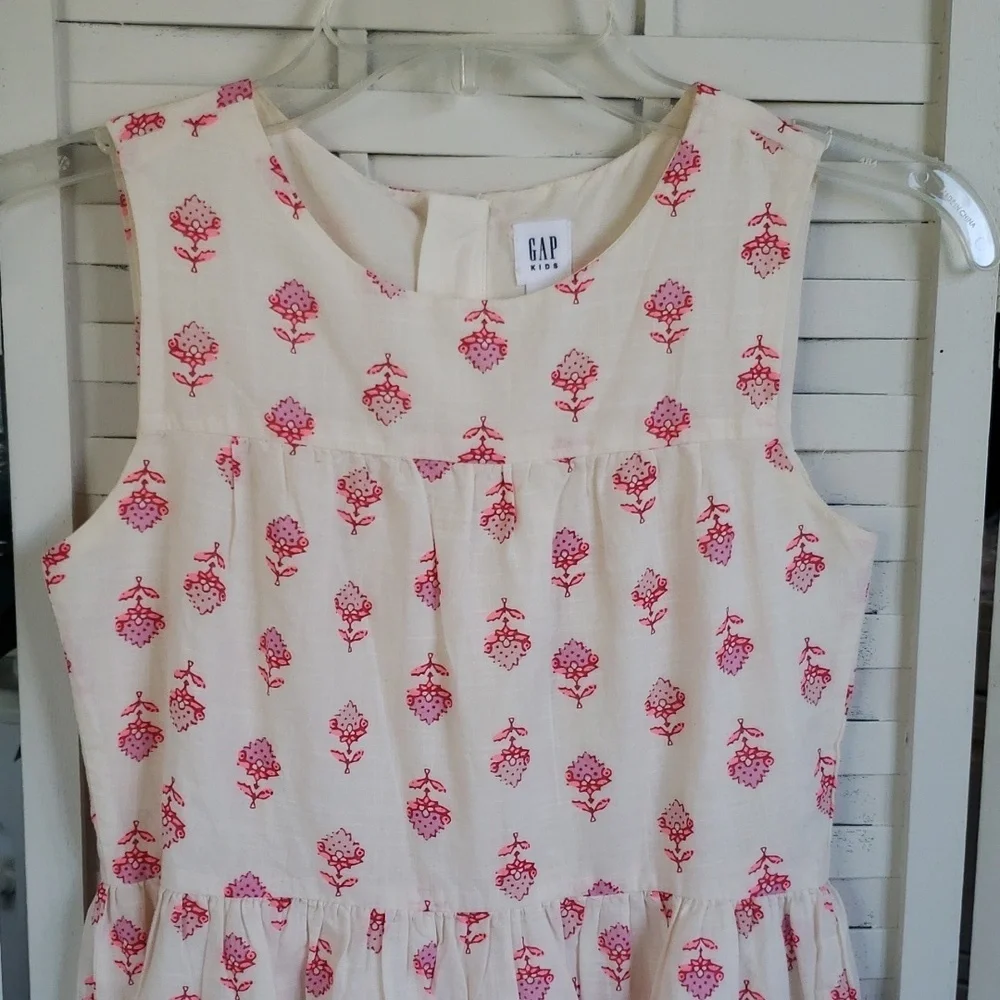 Gap cream and red sun dress sleeveless